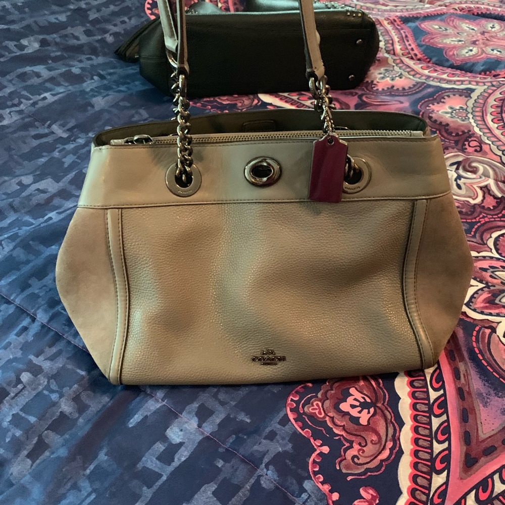 Coach purse - Picture 2 of 2